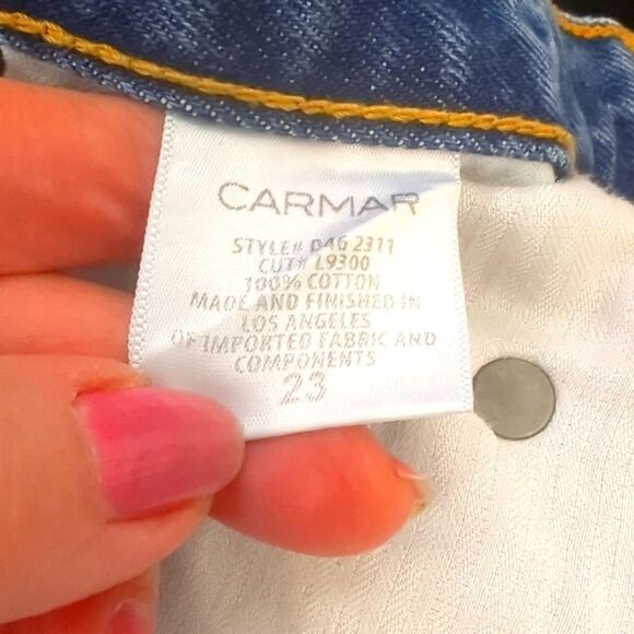 Carmar Beatrice Medium Wash Distressed Mini Denim Skirt Size 00 23 - Picture 8 of 8